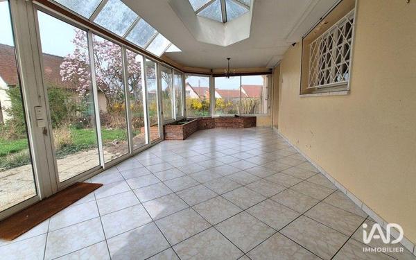 Maison à vendre 6 pièces 259 m² Luisant