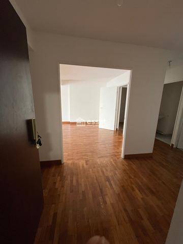 Location Appartement 5 pièces 124.35 m² - Paris 75017