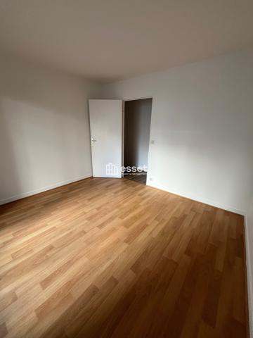 Location Appartement 5 pièces 124.35 m² - Paris 75017