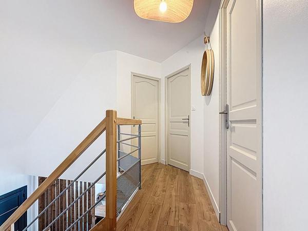 Maison de 175 m² avec T2 indépendant · Terrain 1 100 m² · Elven · 15 min de Vannes