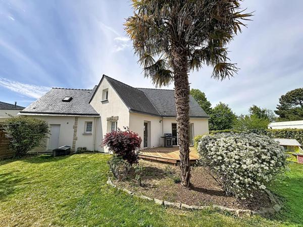 Maison de 175 m² avec T2 indépendant · Terrain 1 100 m² · Elven · 15 min de Vannes