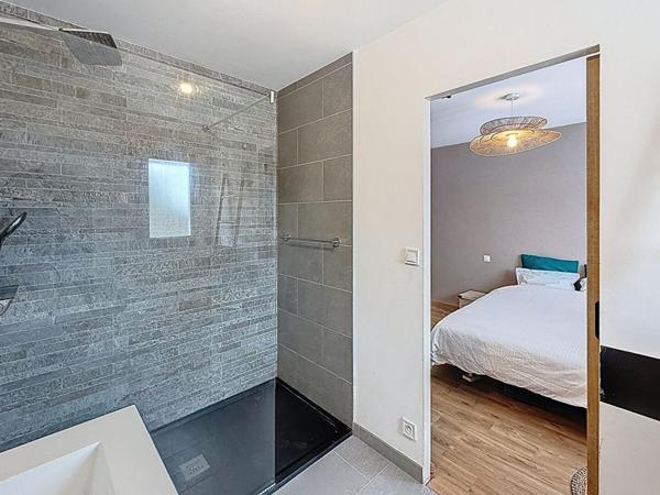 Maison de 175 m² avec T2 indépendant · Terrain 1 100 m² · Elven · 15 min de Vannes
