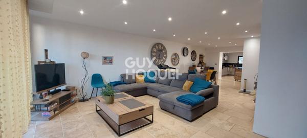 Petit Palais (Isle sur la Sorgue) - Maison de village type 5 de 129 m² - 3 chambres - Cour - 2 terrasses