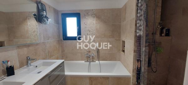 Petit Palais (Isle sur la Sorgue) - Maison de village type 5 de 129 m² - 3 chambres - Cour - 2 terrasses