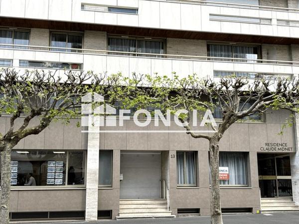 À vendre Local commercial 451 m² - Saint-brieuc 22000