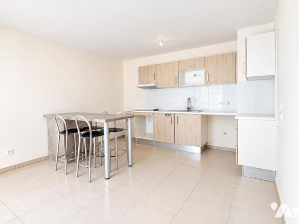 Appartement à vendre - Résidence senior - Saint-Martin-du-var 
