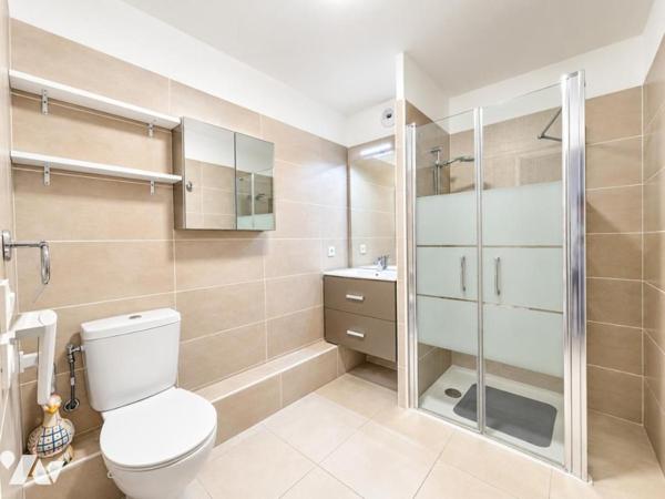 Appartement à vendre - Résidence senior - Saint-Martin-du-var 