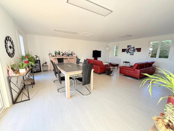 Vente Villa 5 pièces 140 m2 à Pourrières