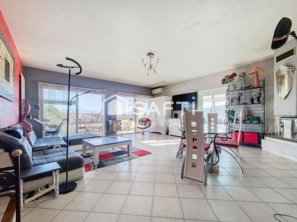 Maison 200 m² avec vue panoramique, piscine, studio indépendant – Terrain de 622 m²