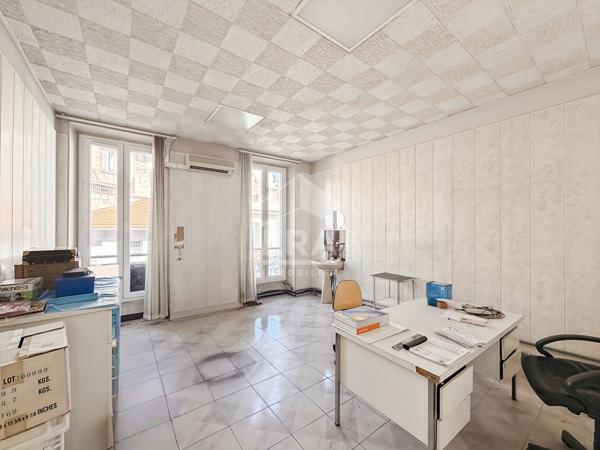 À VENDRE, Appartement, à rénover. T4 de 80 m² avec cave - Secteur Cinq-Avenues