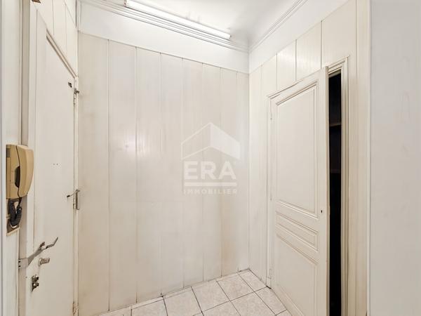 À VENDRE, Appartement, à rénover. T4 de 80 m² avec cave - Secteur Cinq-Avenues