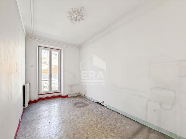 À VENDRE, Appartement, à rénover. T4 de 80 m² avec cave - Secteur Cinq-Avenues