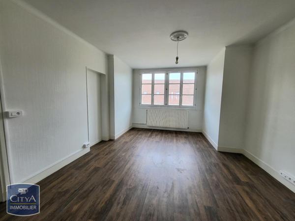 Appartement à louer 4 pièces 122.3m² Beauvais (60000)
