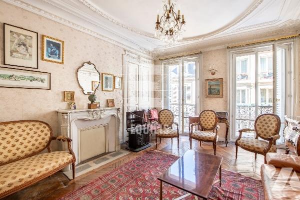 75009- APPARTEMENT FAMILIAL -BALCON- IDÉALEMENT SITUÉ – CAVE – 120m2-FAUBOURG POISSONNIÈRE