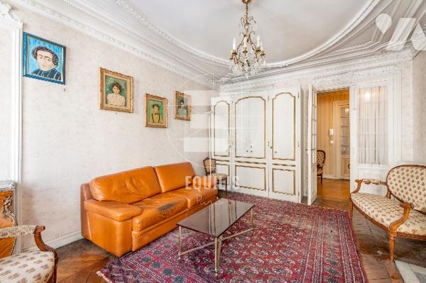 75009- APPARTEMENT FAMILIAL -BALCON- IDÉALEMENT SITUÉ – CAVE – 120m2-FAUBOURG POISSONNIÈRE