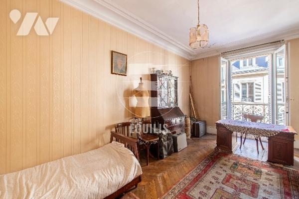 75009- APPARTEMENT FAMILIAL -BALCON- IDÉALEMENT SITUÉ – CAVE – 120m2-FAUBOURG POISSONNIÈRE
