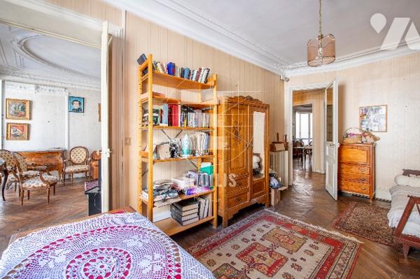 75009- APPARTEMENT FAMILIAL -BALCON- IDÉALEMENT SITUÉ – CAVE – 120m2-FAUBOURG POISSONNIÈRE