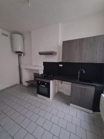 Appartement * 2 Pièces * 40 M² * 44000 Nantes * 621 * 10 * 631,  
Nantes 44000
