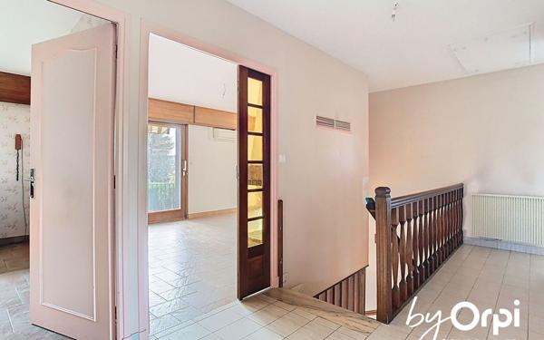 Maison à vendre    5 pièces •  Pionsat