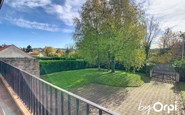 Maison à vendre    5 pièces •  Pionsat