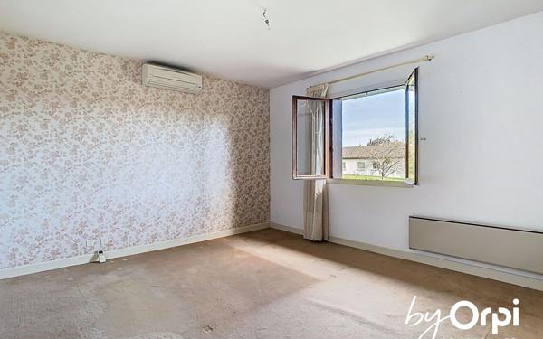 Maison à vendre    5 pièces •  Pionsat