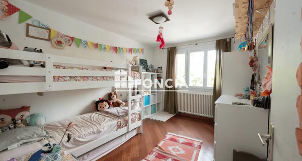 À vendre Appartement 5 pièces 120 m² - Tournon-sur-rhône 07300