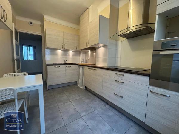 Appartement à louer 2 pièces 55.47m²