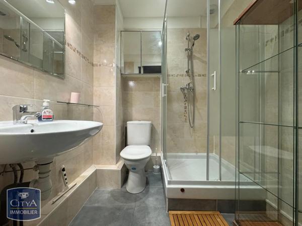 Appartement à louer 2 pièces 55.47m²