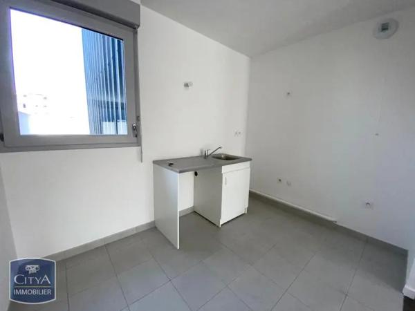Appartement à louer 3 pièces 65.51m² Les Pavillons-sous-Bois (93320)