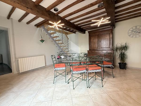 Corps de ferme rénové Sombrun à vendre