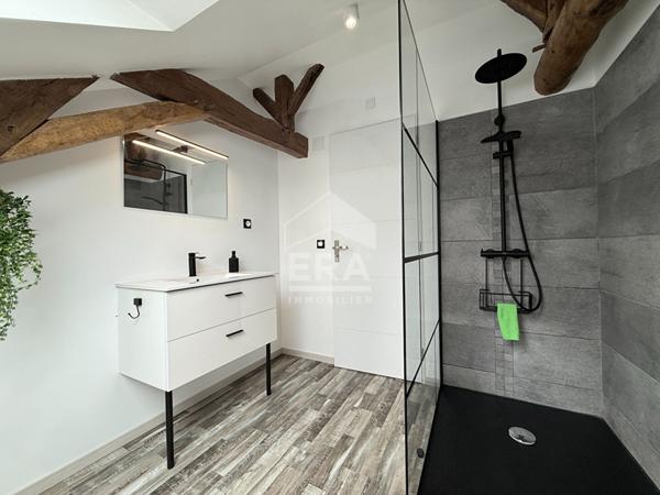 Corps de ferme rénové Sombrun à vendre