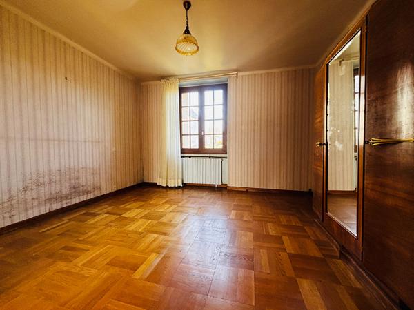 A VENDRE SEILHAC Proche bourg Maison en pierre Terrain 1200 m²