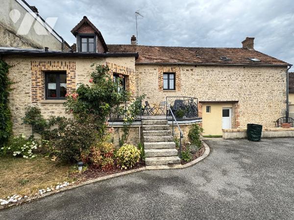 Maison de ville avec local professionnel