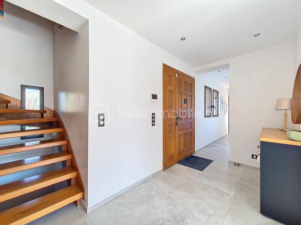 Maison de 245 m²