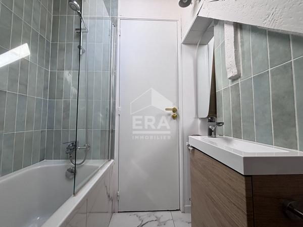 ORLEANS HYPERCENTRE - Appartement 3 pièces 70 m²  avec terrasse - meublé - CHAUFF ET EAUX INCLUS.