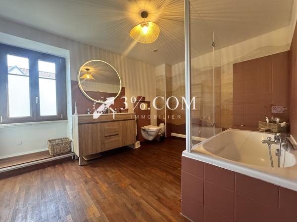 Maison
                                                                                                                                                                                                                                                                                                                        7 pièce(s)                                                                                                                                                                                                          5 chambre(s)                                                                                                                                                                                                          195  m²