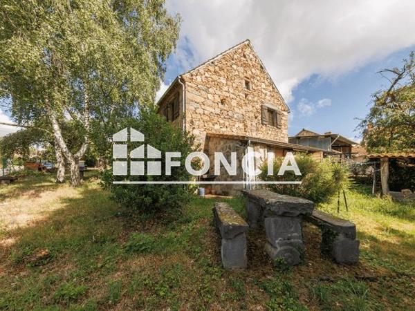 À vendre Maison 7 pièces 162 m² - Saint-hilaire-la-croix 63440