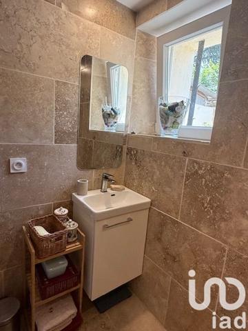 Maison à vendre 5 pièces 153 m² Villes-sur-Auzon