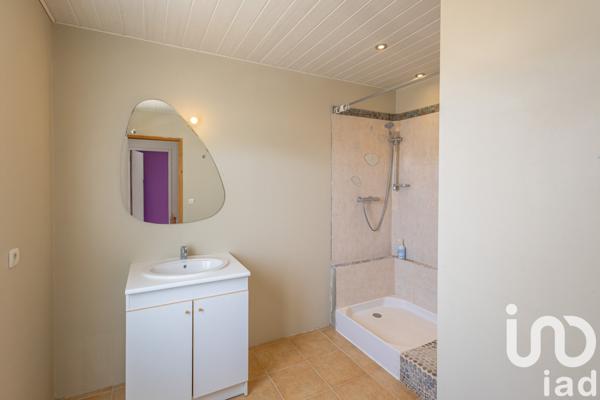 Maison à vendre 4 pièces 87 m² Arles