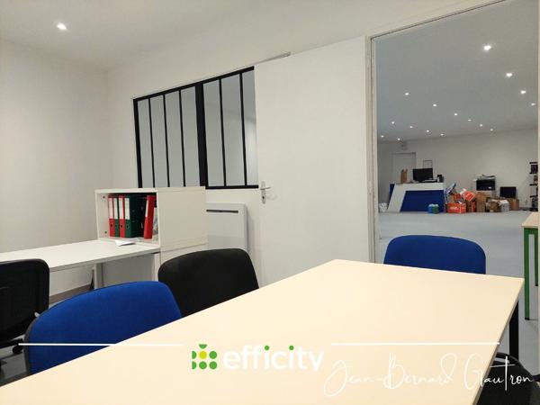 Local Commercial
         9 pièces
        - 1366 m² Exclusivité 440 750 € *