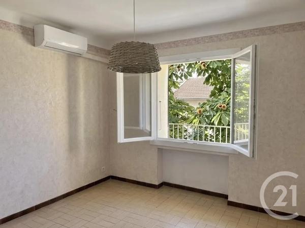 Maison à vendre  4 pièces - 127 m 2   MARTIGUES  - 13