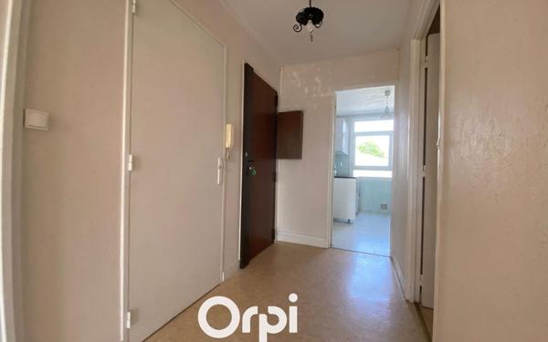 Appartement à vendre    3 pièces • 65,19 m2 Saint-Fargeau-Ponthierry