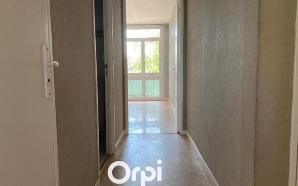 Appartement à vendre    3 pièces • 65,19 m2 Saint-Fargeau-Ponthierry