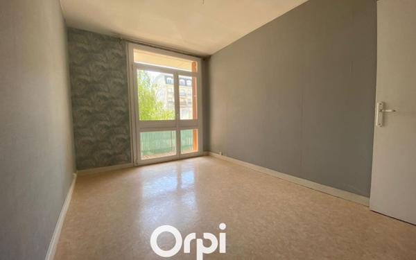 Appartement à vendre    3 pièces • 65,19 m2 Saint-Fargeau-Ponthierry