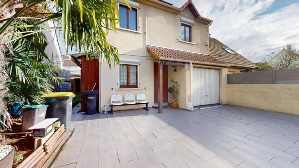 Vente Maison 5 pièces 99 m2 à Pontault-Combault