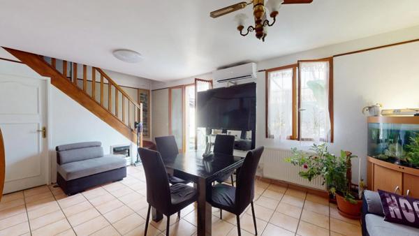 Vente Maison 5 pièces 99 m2 à Pontault-Combault