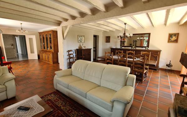 Maison à vendre    4 pièces •  Bassens