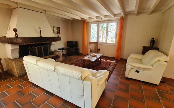 Maison à vendre    4 pièces •  Bassens