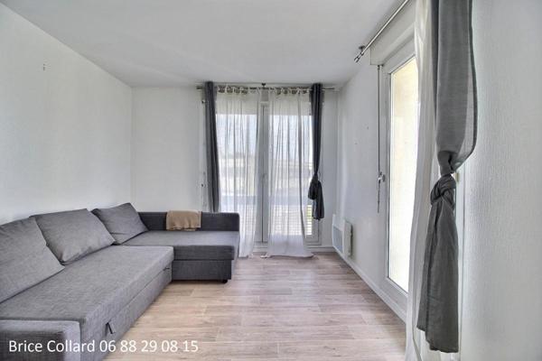 60300 SENLIS Appartement T2 avec balcon, cave et parking
