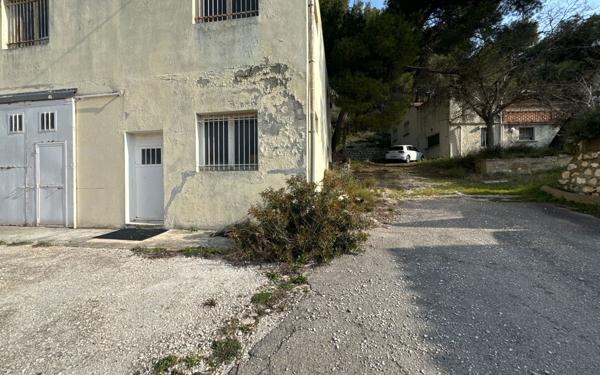Maison à vendre    8 pièces • 200 m2 Martigues